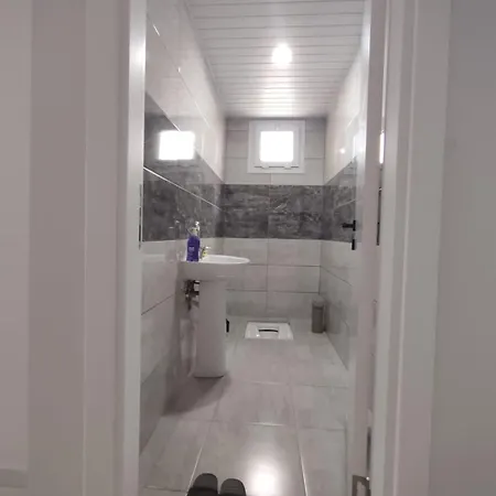 Ilhan 8 Apartment